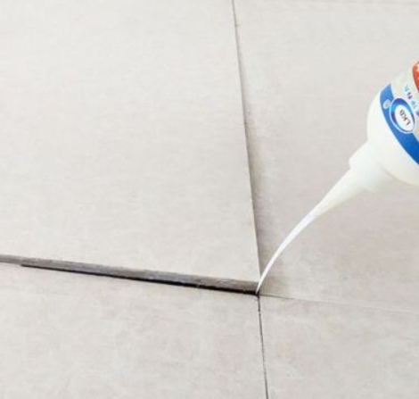 西双版瓷砖空鼓维修公司分享卫生间瓷砖脱落的原因可能有以下几点